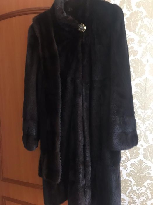 Продам норковую шубу