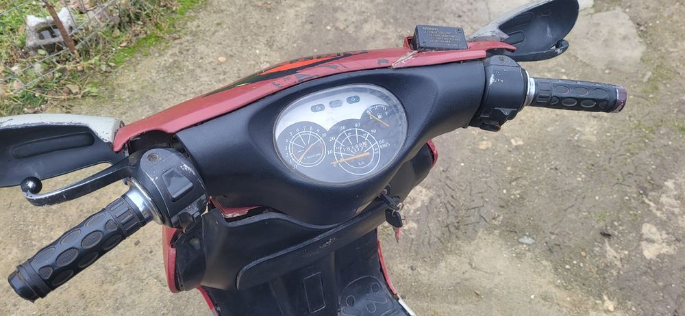 Vând Scuter 50cc