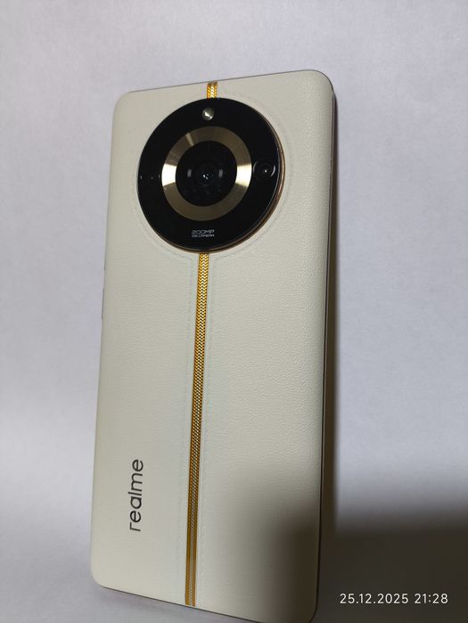 Realme 11 pro plus. Продам