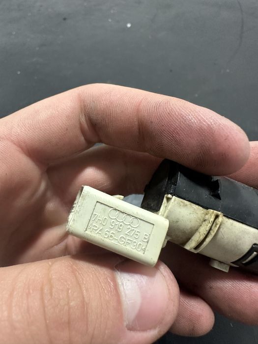 Senzor parcare Audi A6 C6 2005-2010 | 7H0919275B