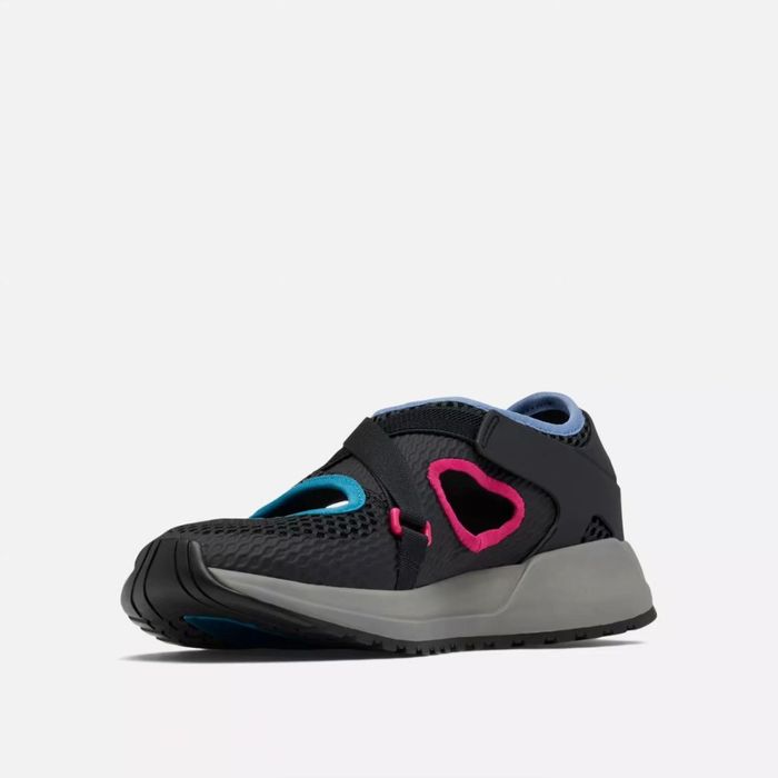 Наличие женские кроссовки Columbia