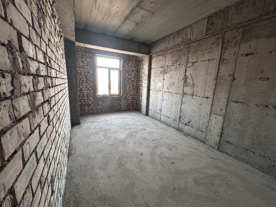 Квартира новостройка восьмой этаж коробка