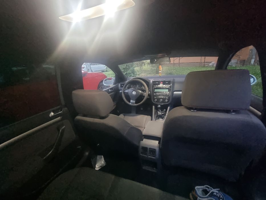 Golf 5 gri 19 tdi