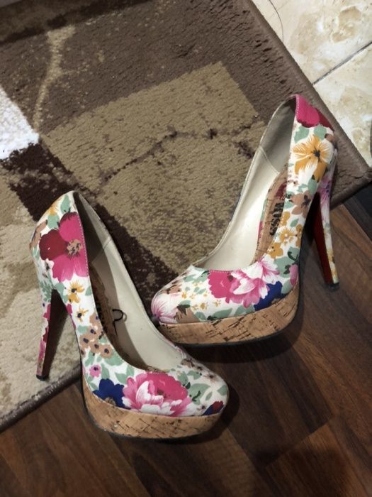 Туфли 37размера в идеальном состоянии