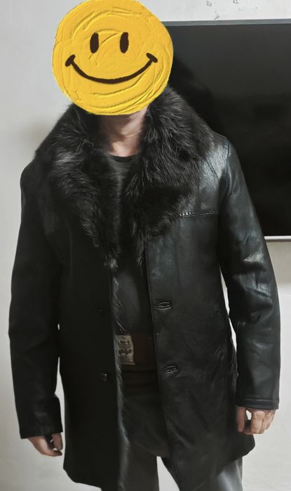 Дубленки енот  и вторая ,искусственный мех