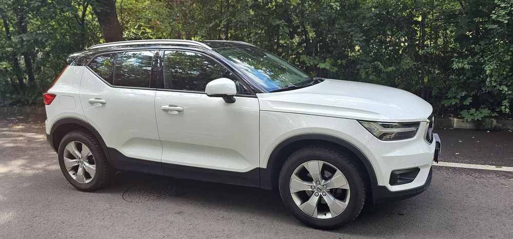 VOLVO XC40 2021 — imagine 3