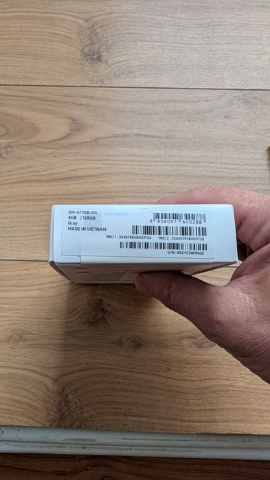 Samsung A 17 5G sigilat 128 cu 4 rami