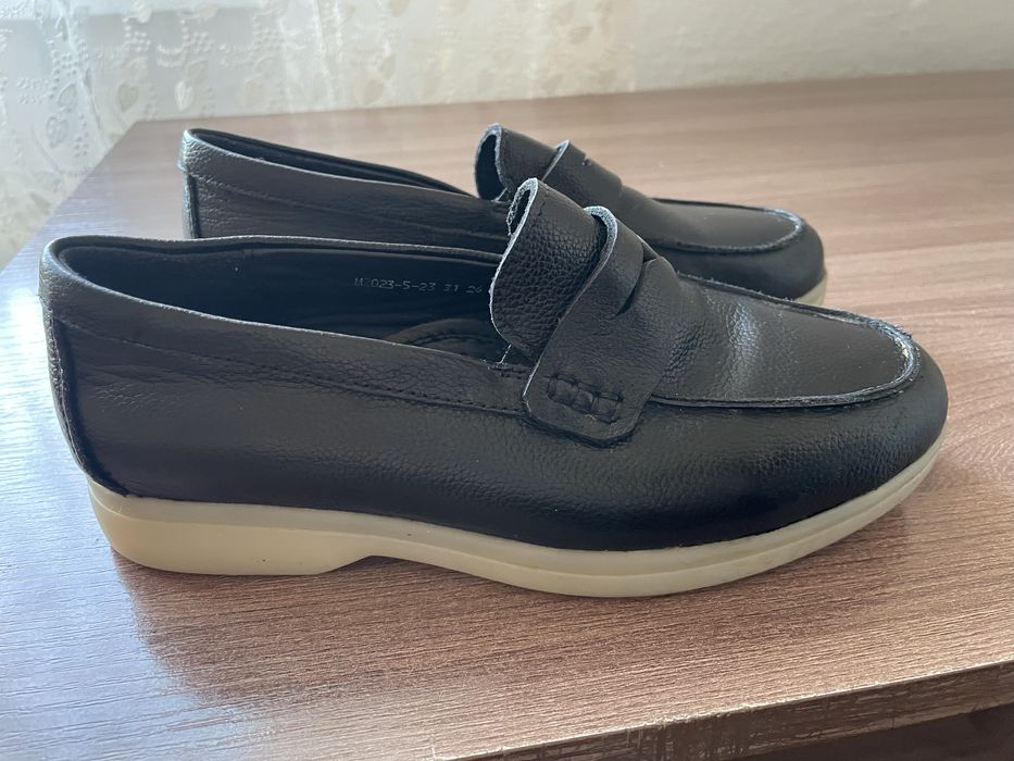 Продам туфли кожанные детские