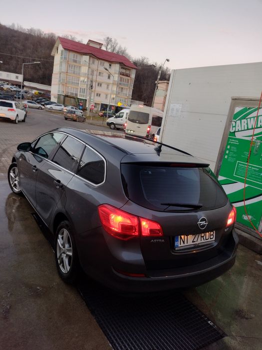 OPEL Astra 2011 — imagine 3