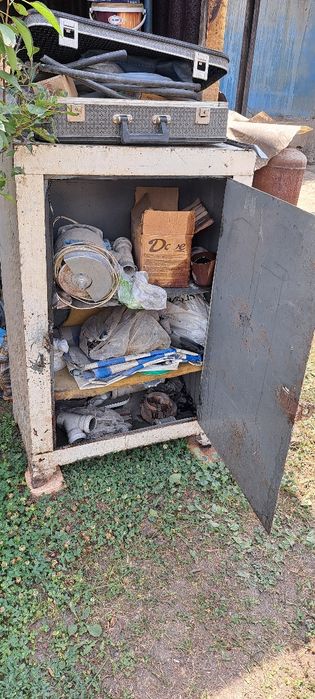 Продам сейф советский
