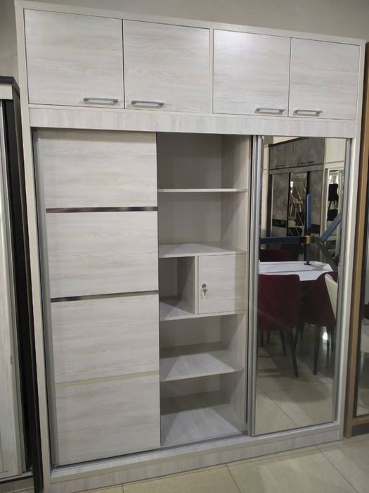 Шкаф купе хай тек