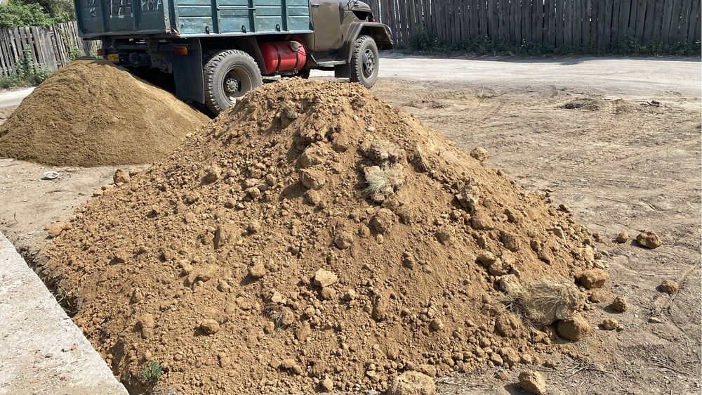 Гравий отсев песок глина