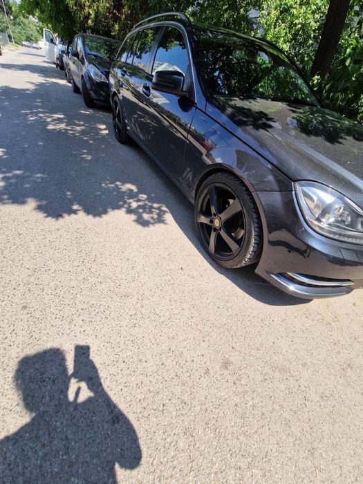 Джанти 19-ки с чисто нови летни гуми.