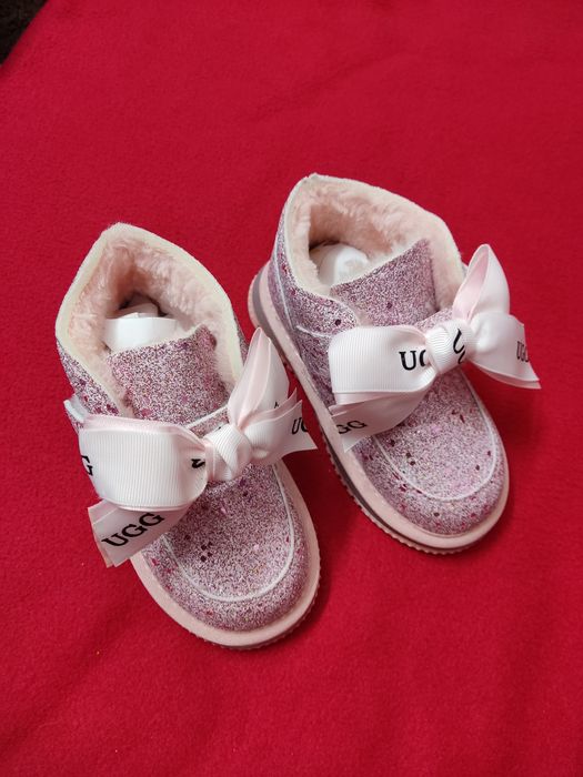 Детские угги новые 27р