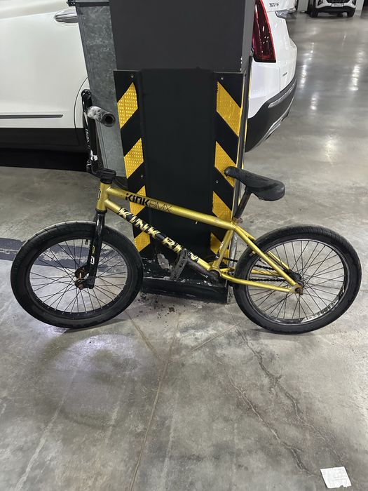 Велосипед KINK BMX