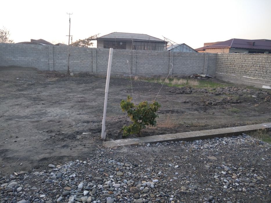 Продается участок 6соток за коттеджами чайник пиела отличное место