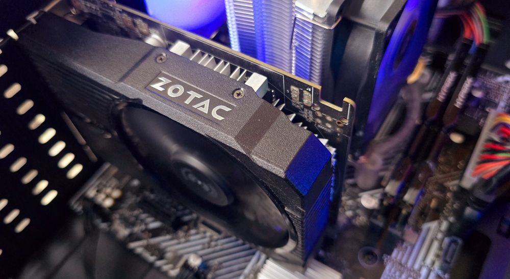 Unitate pc gaming Intel 4.3GHz 16GB RAM GTX NVMe