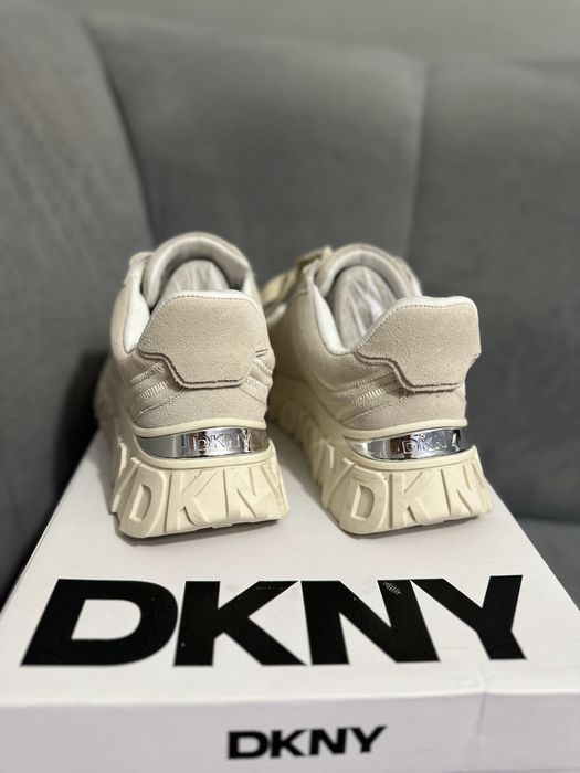 Велурени обувки Dkny