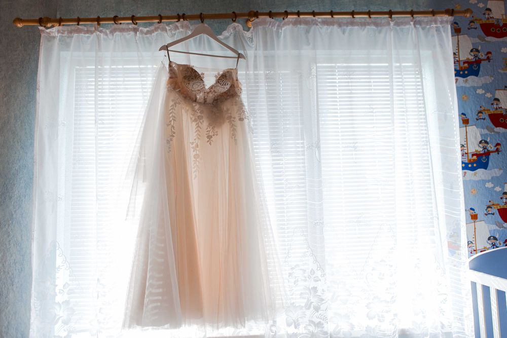 булчинска рокля , сватбена рокля