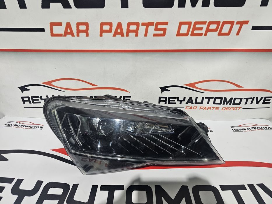 Far dreapta bixenon led Skoda Superb 3 dupa 2015 cod 3V1941018A