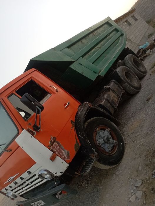 Kamaz sotiladi yili 1985 balonlari orqa 70 80%  qogan maʼlumot telda