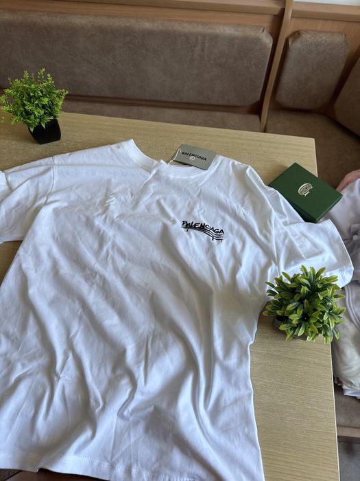 Balenciaga t shirt