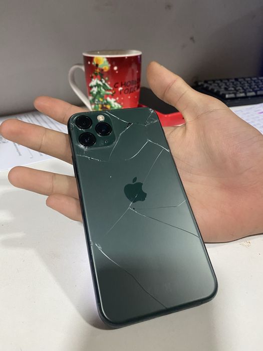 Айфон 11про.
