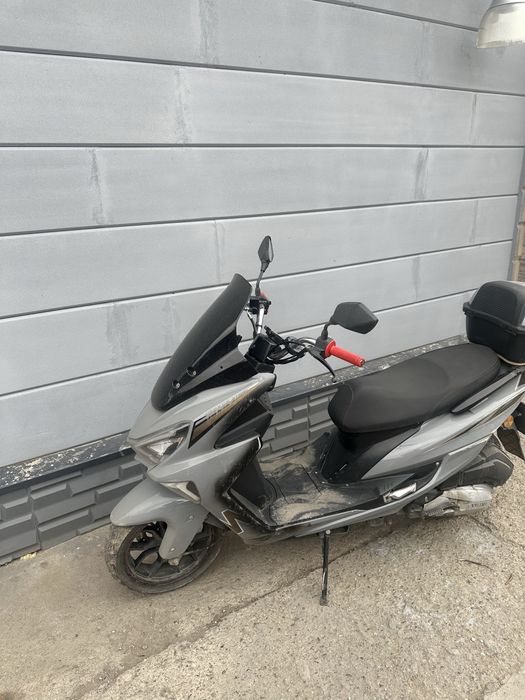 Мопед вилими продам