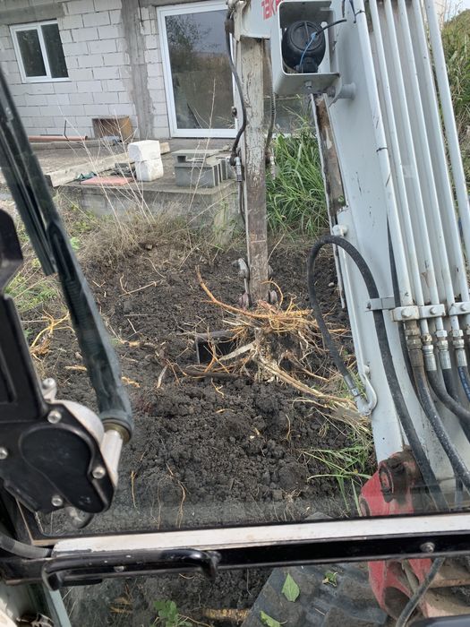 Inchiriere Mini-Excavator sapaturi fundatii. Demolari. Moloz. Picamer