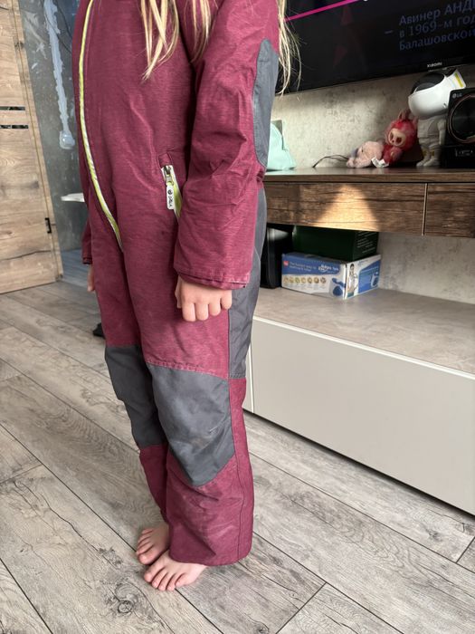 Комбинезон на девочку осень-весна.