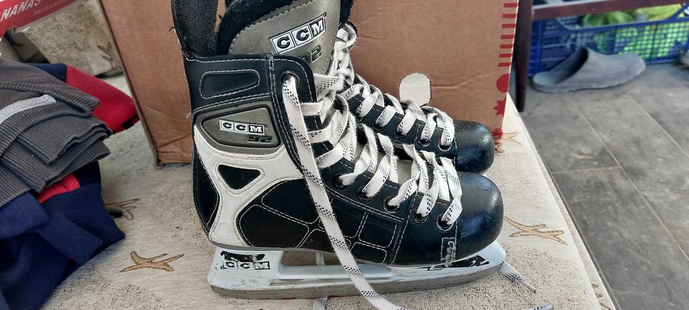 Patine de hochei copii marime 35