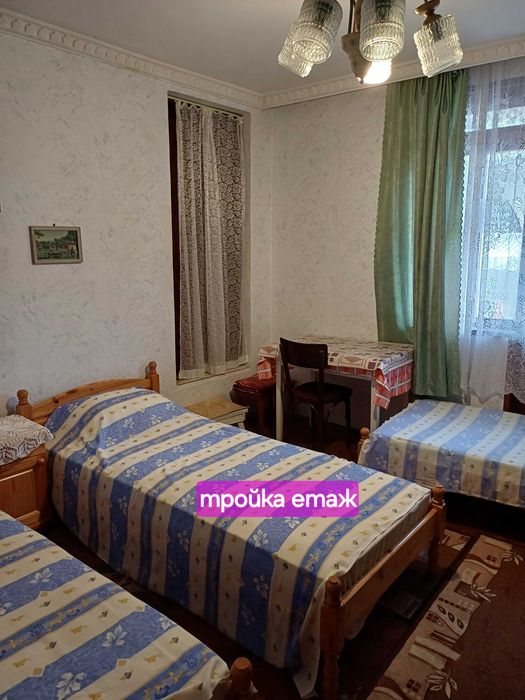 Дава се под наем Етаж от къща в Бургас, Възраждане - 85 кв.м за 1854.87 € - Снимка #11