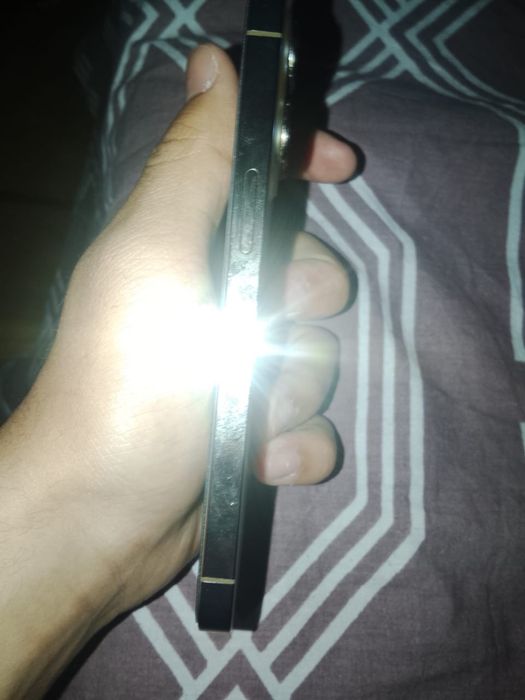 Iphone 13 pro gold