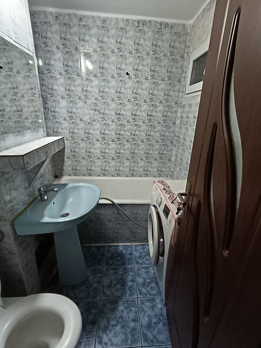 Eroii Revolutiei -Sos.Giurgiului camera bloc fara prop 750 de lei lunar