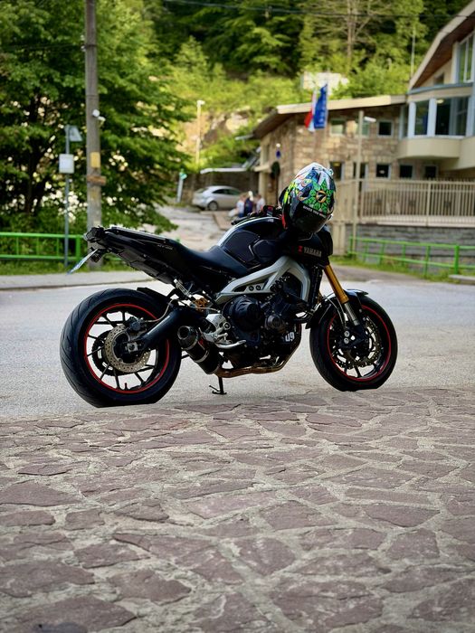 Yamaha MT-09 / Ямаха