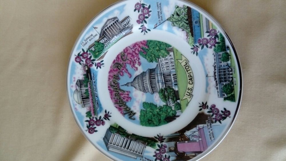 Чинии и позлатени прибори