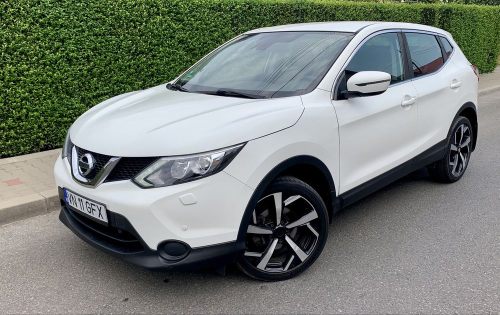 Nissan Qashqai Automat/1.2benzina/115 cp