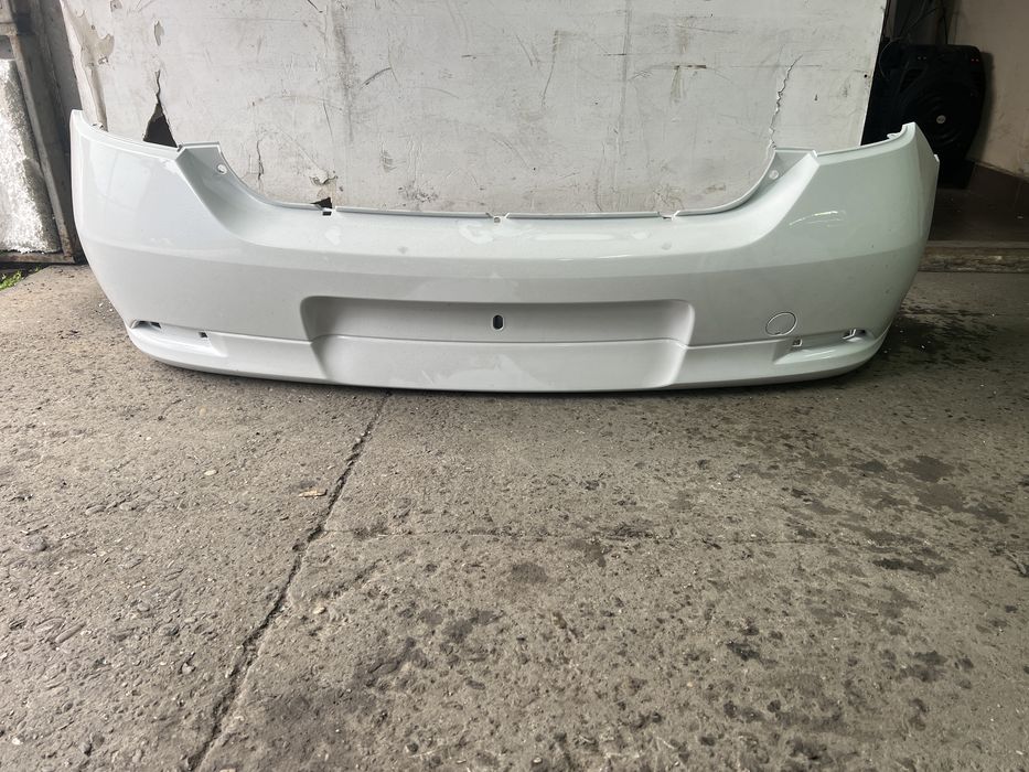 Bara spate Dacia logan 2