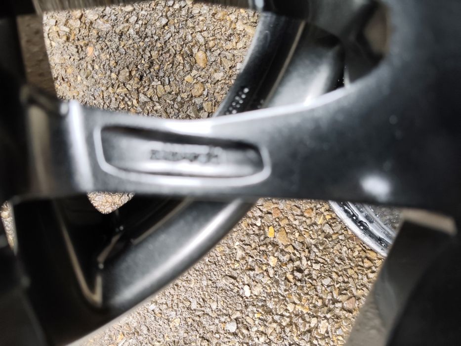 17" оригинални алуминиеви джанти за Renault/Nissan/Dacia.