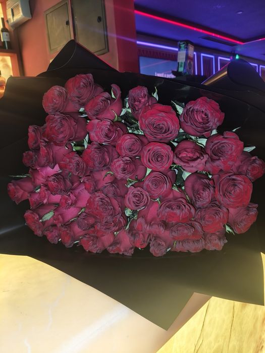 Продам розы срочно