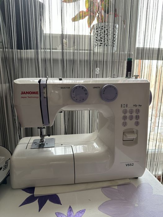 Швейная машинка Janome