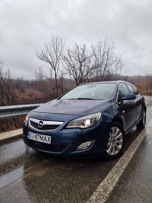 Dezmembrez opel astra j, 2.0 cdti