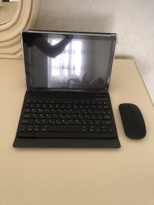 Срочна продам планшет