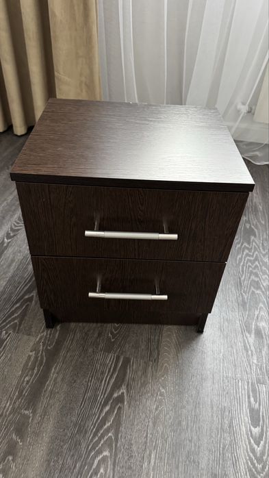 Срочно продам тумбу