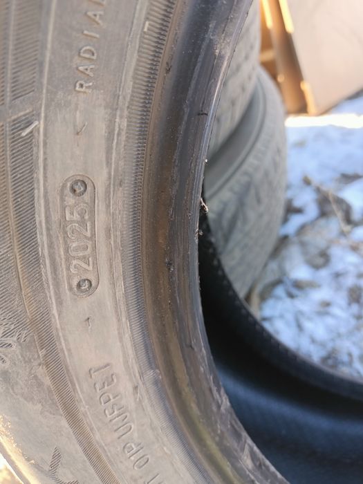 Шины продам состаяани отличная