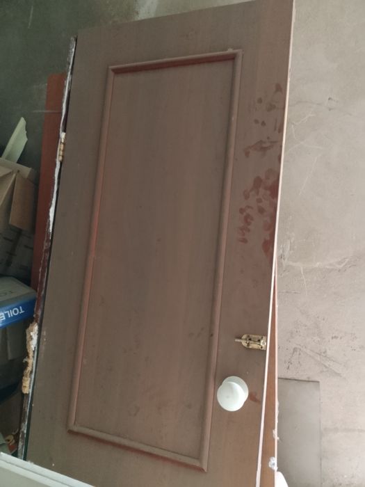 Двери межкомнатные б/ у