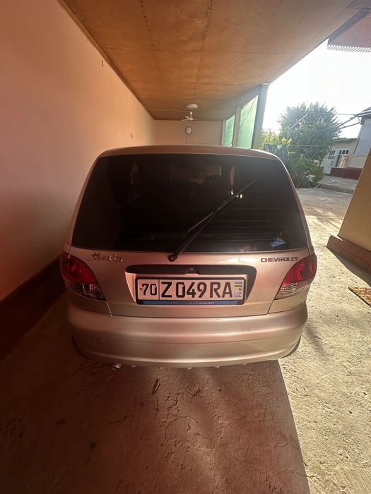 Holati yaxshi moshina