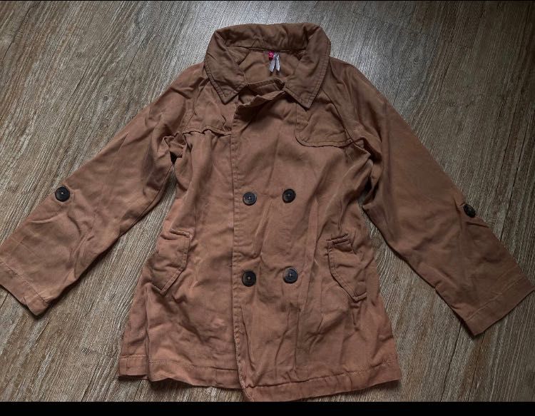 Продам брендовые вещи на девочку 5-6 лет