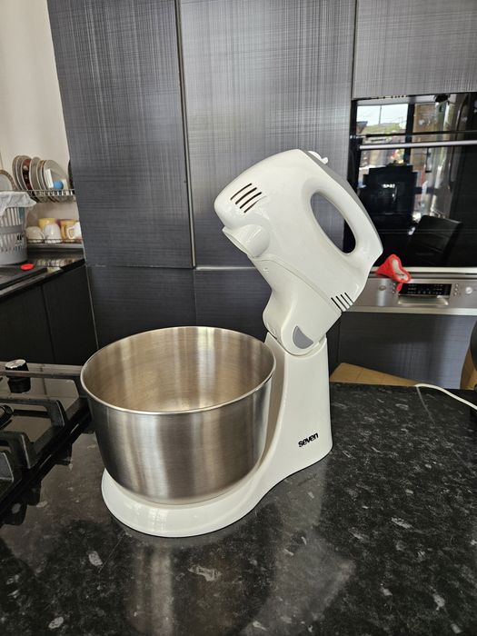 Миксер ручной seven 2000х г.в.