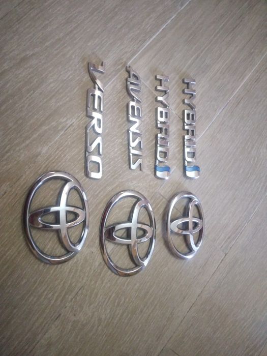 Emblema + capace spalator farToyota.
